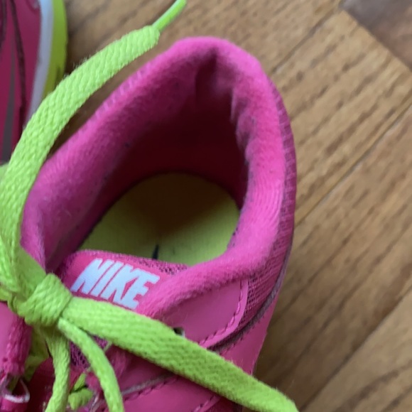 Nike Dual Fusion Running Sneakers - Picture 7 of 8